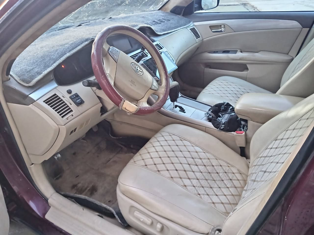 افلون للبيع موديل 2006 رقم بغداد اتصل ***********
