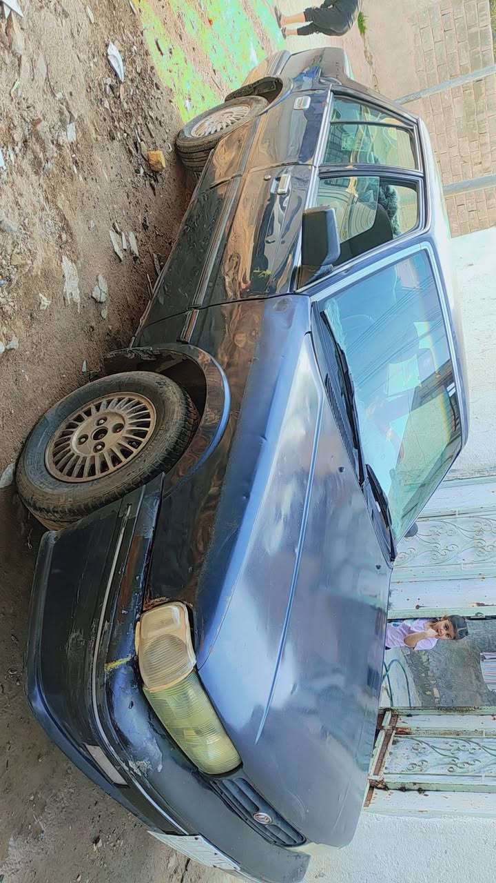 سلام عليكم رمضان كريم عليكم سياره كيا كبتل موديل 94 محور مكينه وكير كورلا السعر 25وبيها مجال مكان السياره الناصريه  قضاء الشطره مكلف بلنشر ***********
