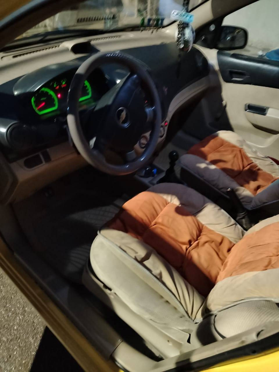 افيو موديل 2011موسسه

محرك استرة  كير عادي شرط 

صبغ موسسه السيارة بعدها مشلعا كلير 

كابون بانزين الورقي غرامات صفر

عليها هيئه 450 الف تنزل من سعرها 

بدون ضرر   رقم بغداد الماني 

السعر 58 وبيها مجال للطيبين 

الاتصال فقط بل رقم خاص ماجاوب 

***********
