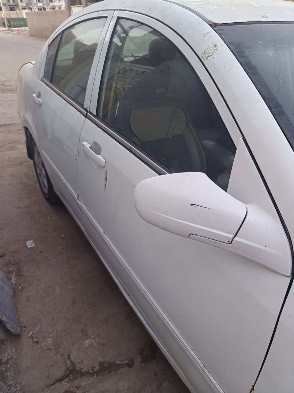 السلام عليكم للبيع a5 جاهزه من كلشي تخم تاير باتري جديد مكينه تبريد حداديه ما ناقصه شي رقم انكليزي الجديد بسمي مكاني الديوانيه 
السعر 35 
***********
