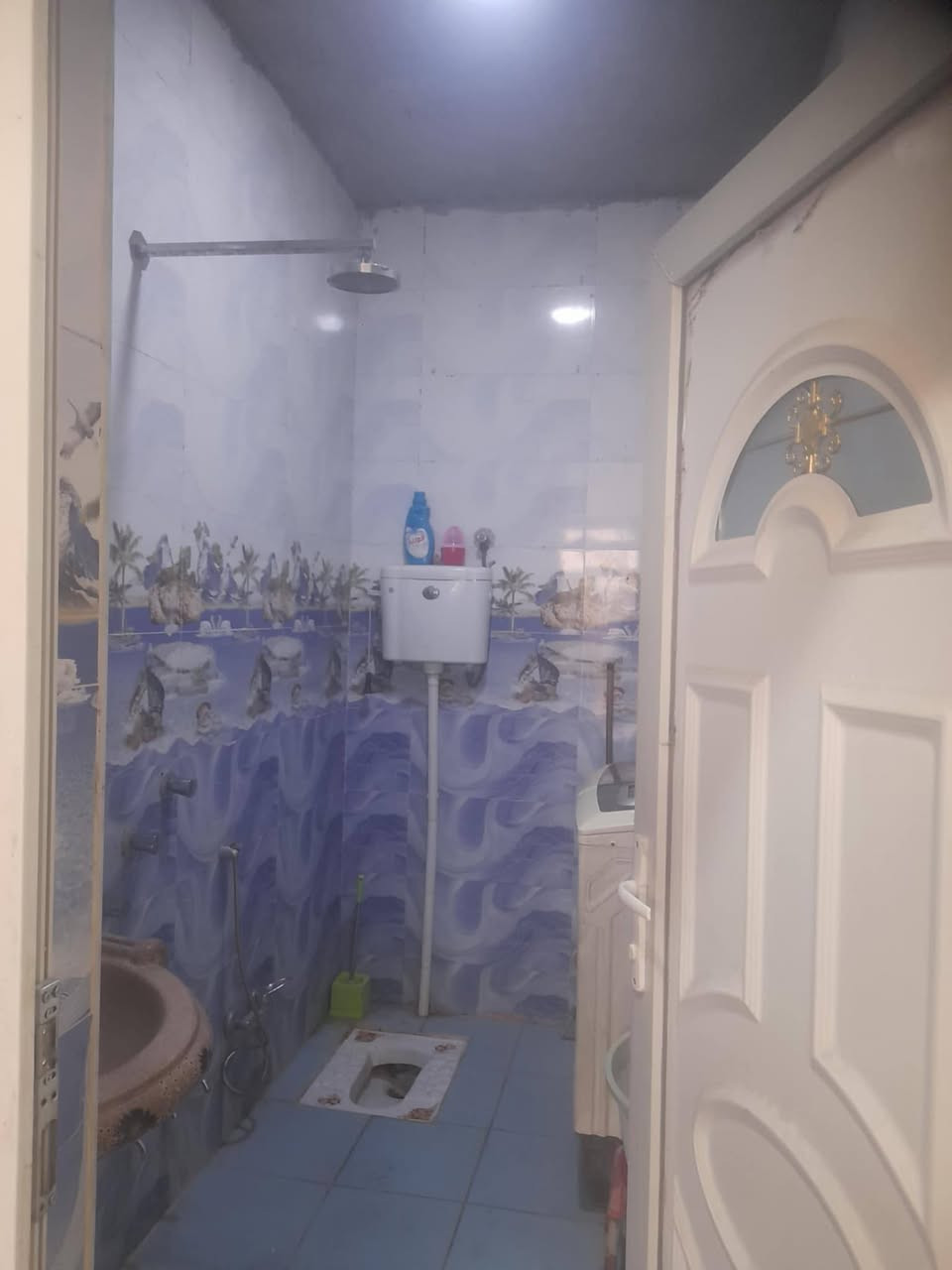 بيت للبيع ١٠٠م٢ مربعه طابو زراعي سند٢٥ قاطين ركن بي غرفة النوم واستقبال ومطبخ مفتوح وخدمات ومرافق خارجيه كامل كاشي سيراميك والثاني غرفتين وحمام ومرافق مشترك نقص كاشي ومحجر قفله ١٠٥ مليون بنهاية تبليط الشموخ والرشيد وقريب على الشارعين الاعراض مال الامانه واتساب***********
