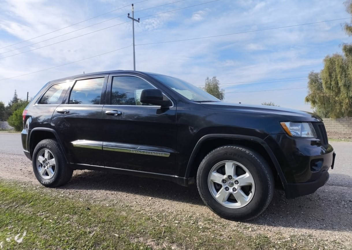 سلام عليكم
جيب لاريدو للبيع موديل 2013 صبغ بنيد وجامرلغ الامامي الايمن+ باب السكن كلير فقط بدون دواخل السيارة دبل اكسل جاهزة من جميع النواحي تريد تحويل تريد وكاله ثاني يوم السعر 145 وبيها مجال للمشتري العنوان كلار طريق خانقين للأستفسار الاتصال على الرقم التالي 
***********
