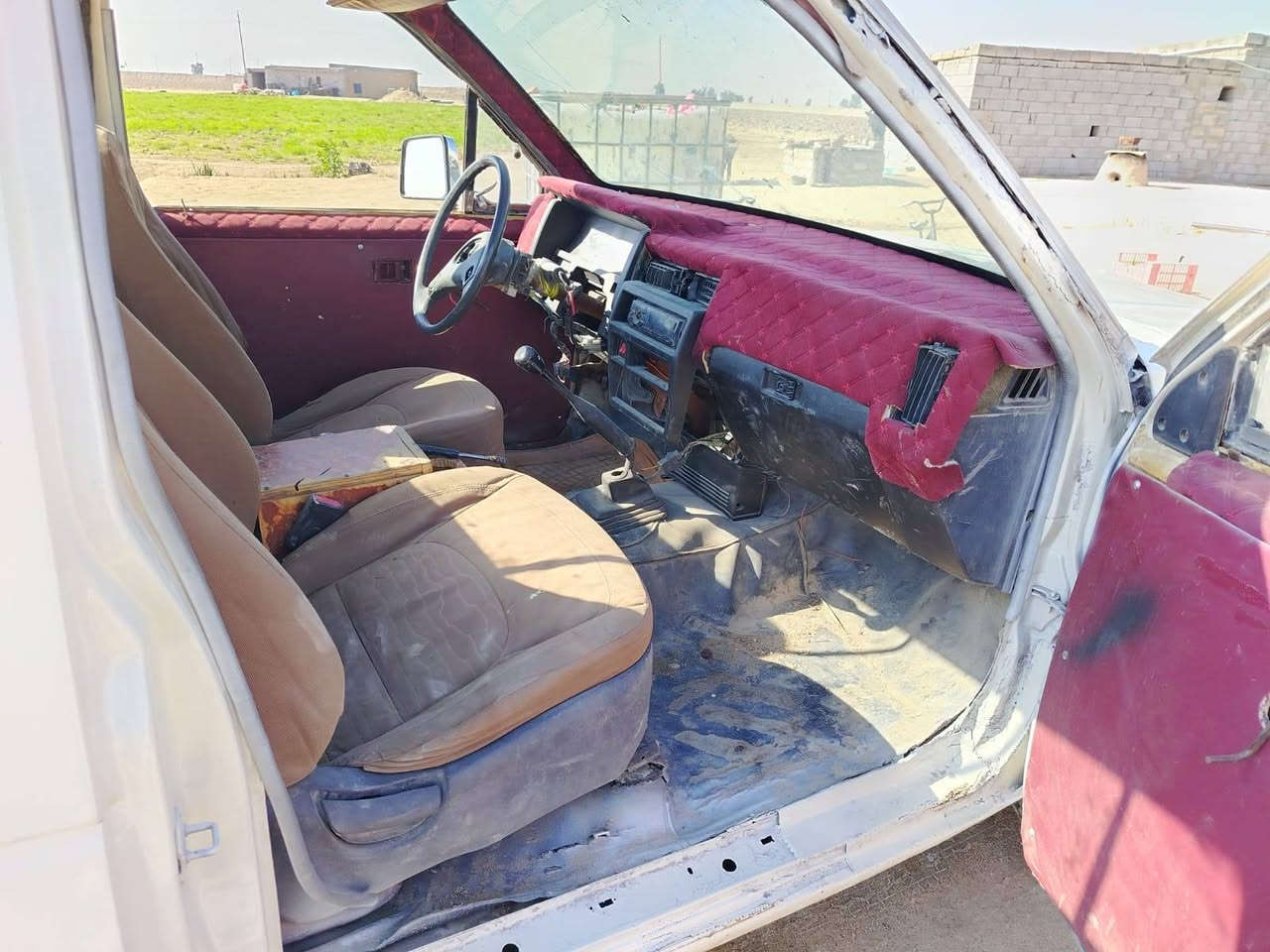 نيسان للبيع موديل ٨٨
محرك وكير شرط كشره نظيفه مصبوغه ومرتبه

كهربائيات شغاله

السعر ١٩ ورقه

شراي يتصل
مكاني بصره الزبير

***********
