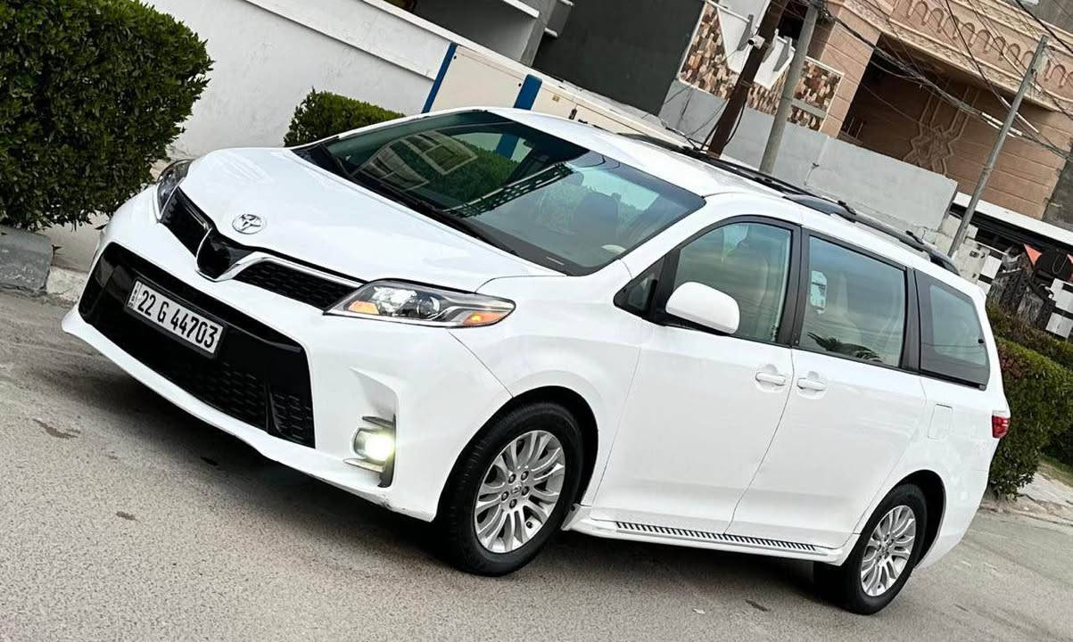 تيوتا سينا 2017
للبيع فقط 
تبديل 3 قطع تبديل شركة نفس اللون 
سيارة كلش نظيفه 
ماشيه 103 ml
مواصفات LE
مكان السياره بغداد العامريه
سعر 180 وبيها مجال 
للاستفسار  
***********
*********** بغداد, العراق
