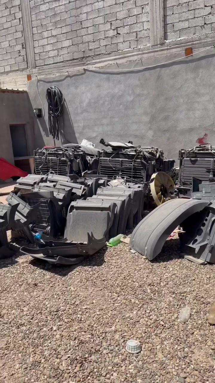 قطع سيارات ام بي فور  كصات اوربية كاملة محرك ٤٥ كور ناصي عدد ١٠ + كصتين محركات عاطلة بيع جملة مفرد بأسعار مناسبة الاتصال  على الرقم إو وتساب المكان بغداد ***********

