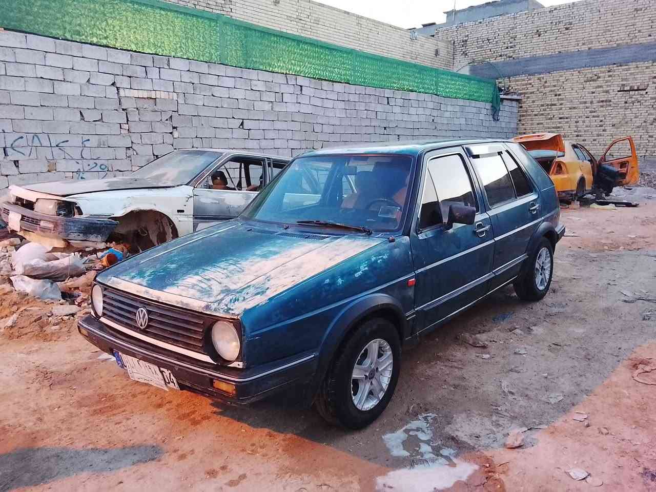 سلام عليكم سياره البيع
نوع السياره:كولف 
مديل:1992
الون:اخضر
 حداديه 80%100
تبريد ثلج:تخم تايرات جديد 
كير خير من الله بس مكينه بيه بخار 
مكاني نجف بل كوفه
السعر 25وبيه مجال الشراي 
 رقم***********متواجد واتساب
السياره مكفوله✅
