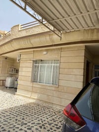 حي الصديق الأولى • ٢٥٠م • كراج سيارتين