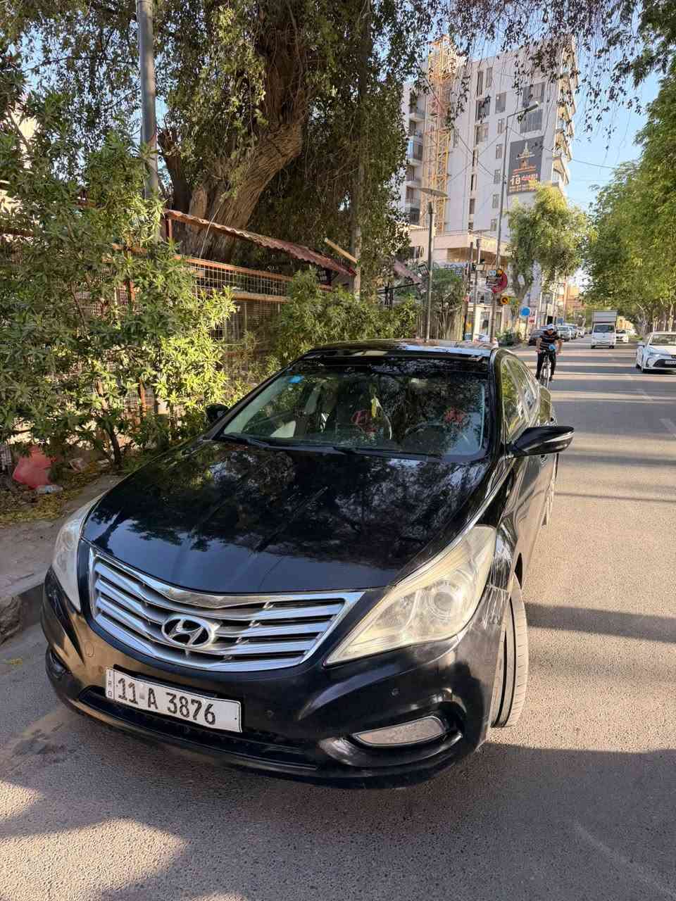السلام عليكم.
ازيرا (Azera) 2013  v6  خليجي اسود اللون اصل

فول الفول السياره برده خلفيه سلايد

بانوراما كامله كشنات جلد اصليه وباقي المواصفات معروفه وشاشه وتحكمات

كفاله من الحادث والضربه 

بيها كلير شبرين بالتكمه الخلف السائق شي كلش بسيط كير ومكينه جديدات 

السياره بالبصره الزبير للتواصل 

+964 771 917 7790


**إذا كنت صاحب هذا الإعلان وتريد حذفه لأي سبب، رجاءا أرسل رسالة إلى الدعم الفني**