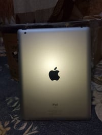 ايباد امريكي • ١٦ • الزبير