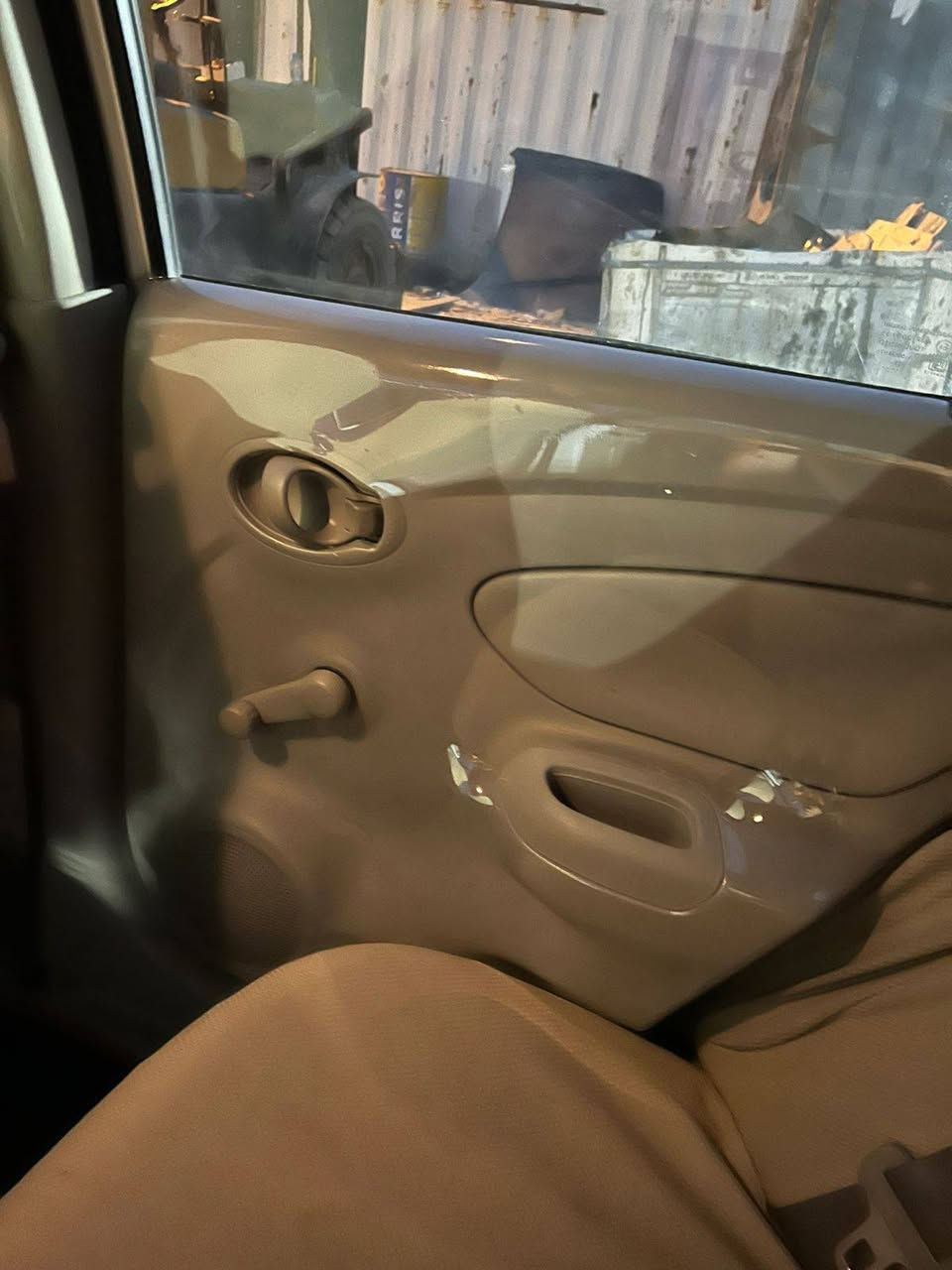 السلام عليكم نيسان صني مكفوله ماعده برد قليل مديل 2023 سياره حلوه وجاهزه مكينه كير تبريد تريد وكاله تريد تحويل سعر 118 سبيره مانازل هندي سياره رقم هاتف ***********
