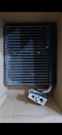 فريز امبالا قديم  مكثف وضفيرته اصلي قديم  فان امبالا قديم  توصيل كل ال...