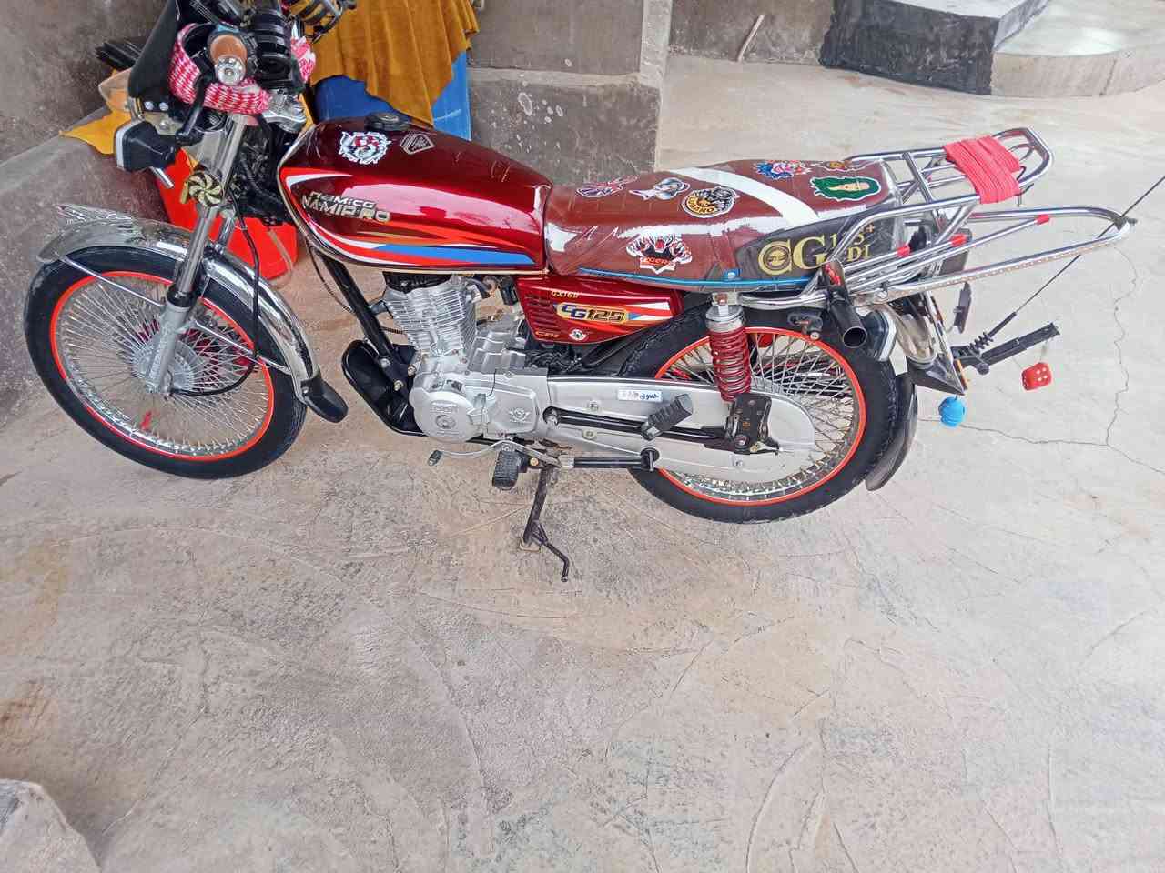 سلام عليكم دراجه نامه برو هونزده موديل 25 مكفولة من كلشي مكينه غطاس مامفتوحه سعر خاص تواجد واتساب ***********
