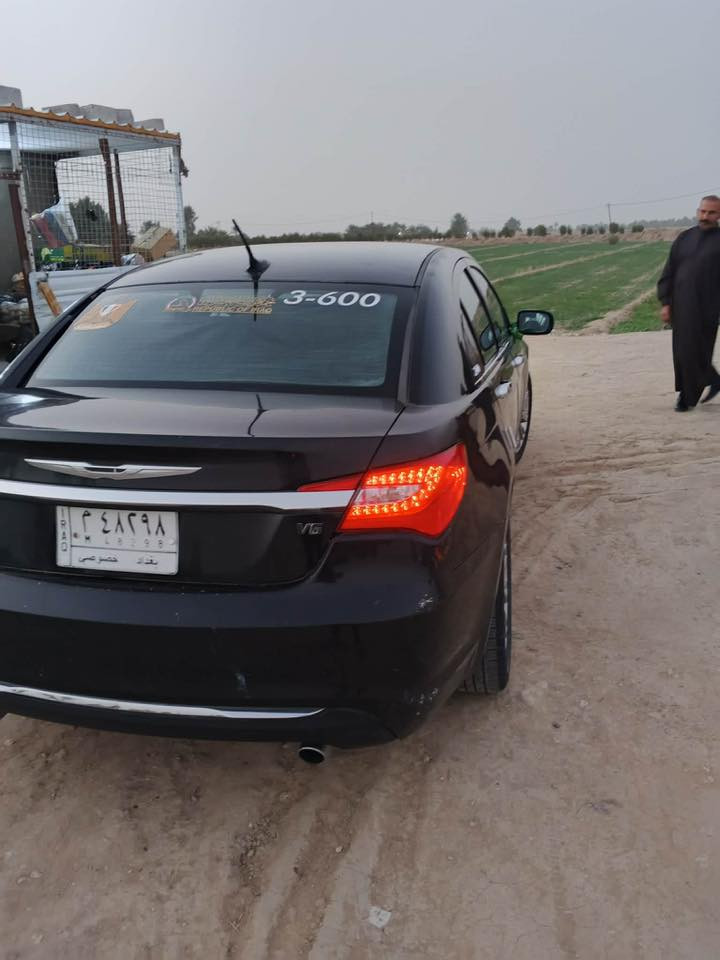 C200 موديل 2013
السياره v6 سلندر سياره جديده رقم بغداد 
سعرها 75 وبيها مجال 
عنوان بابل جبله 

‭٠٧٨٦ ١٣١ ٣٧٣٨‬
