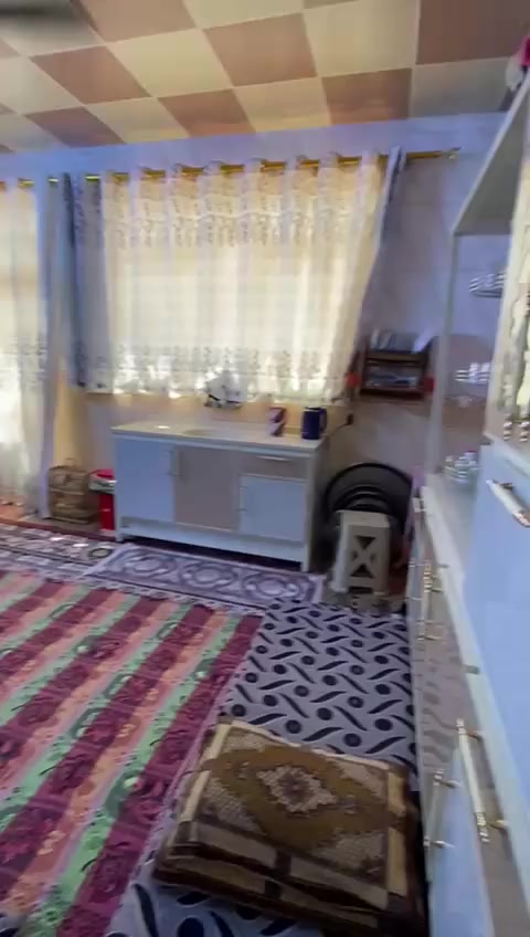 أللهم صل على محمد وعلى آل محمد
دار للبيع مساحة ٣٠٠ متر موقع بانزين خانه بيت ركن شارع تبليط بيت مرتب يرهم بيع ويرهم مراوس للإستفسار الاتصال *********** ***********
https://t.me/nmnmnmnk تل كرام جميع عروض وسعار
