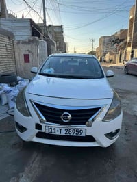 نيسان سني  للبيع موديل2021 ماشيه 91 السعر 115 وبيه مجال حادث ضربه خفيف...