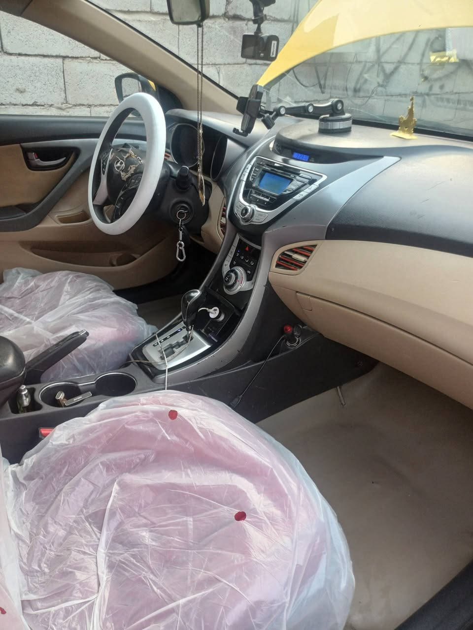 السلام عليكم من رخصه الادمن النترا 2012 وارد امريكي السعر 82 بيها مجال حق الجيه تدفئه تبريد جدد سياره فول من عدل بصمه كشناته تدفئه  تحكمات ستيرن سياره باسمي شرط التحويل حداده الاماميه تعبانه حداد الخلفيه جديده شباب ضرباتها اشر عليهن واللي يحب يستفسر اكثر يخابرني  مكاني بغداد مكاني الحميديه ملاحظه الارباك الستير انطاك بس هو سياره بيها اربع قطع بنيد وبابين جاملغ  ***********
