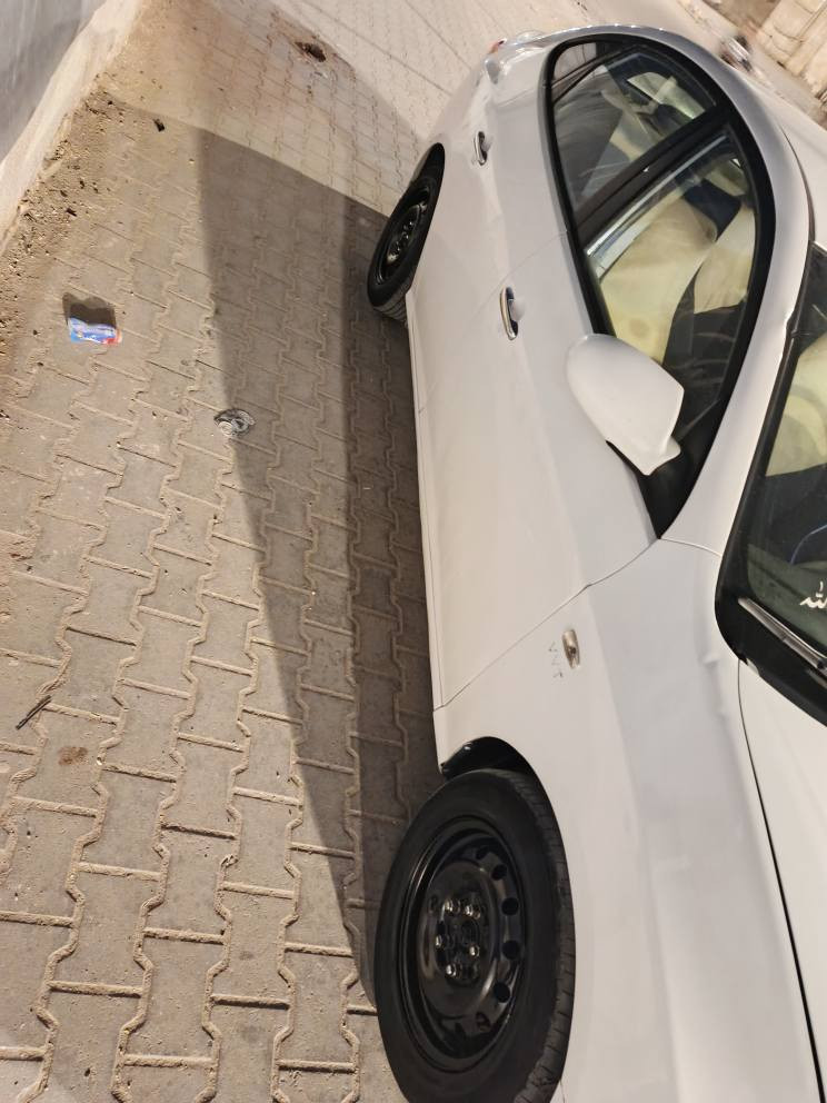 سلام عليكم صابونه البيع سياره بيهه گصه جنطه سياره تخبل وجاهزه نقصهه بس حداديه تبريد ومكينه كير كله جاهز مكاني بصره البصرة, العراق


**إذا كنت صاحب هذا الإعلان وتريد حذفه لأي سبب، رجاءا أرسل رسالة إلى الدعم الفني**