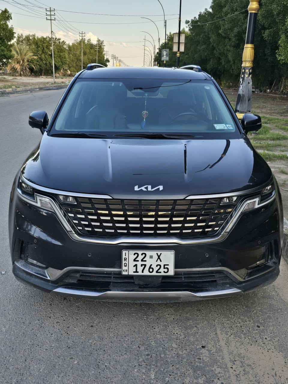 اسلام عليكم سياره كرنفان للبيع موديل 23فول مواصفات ماشيه 70السعر270اوبيه مجال***********
