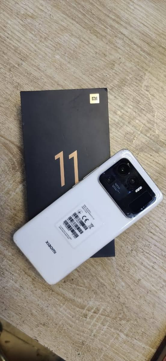 شاومي مي 11 الترا ذاكره 256
السعر 450 اثنينهن
شاومي مي 9  ذاكره 128
مكاني نجف كوفه للستفسار 
***********
