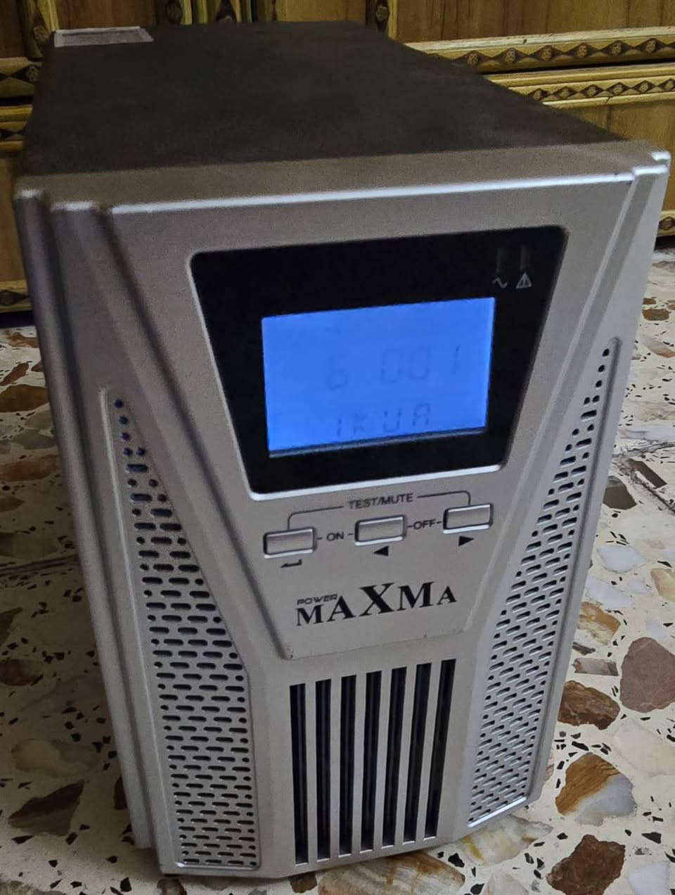 سلام عليكم ups اونلاين حالة الجهاز نظيفة جداً مثل ما موضح 
مزاد اعلى سعر ابيع 🌹


**إذا كنت صاحب هذا الإعلان وتريد حذفه لأي سبب، رجاءا أرسل رسالة إلى الدعم الفني**
