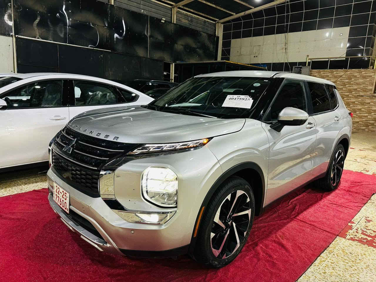 🔴(فرع كركوك) 

🟢Mitsubishi Outlander 2024 SE 🟢

حجم المحرك 4 (2.5L) 

عداد المسافة 7251 mile

🔴(السعر/18500 $)

🔴المواصفات :

بصمة تشغيل
بصمة ابواب
المرايات شفط  
كاميرات محيطية
رادار امامي (تحديد مسار)
رادار جانبي (نقاط عمياء)
رادار خلفي (تحذير من الاصطدام)
تبريد قطعتين لمس
تحكم وضعيات القيادة...Drive Modes 
كشنات قماش وجلد+تحكم كهربائي 
شفتات + تحكمات استيرن
استيرن تدفئة  
هاند بريك بصمة
اوتو هولد Auto Hold
مانع انزلاق+ABS
شاشة كبيرة لمس+كاميرا
حساسات خلفية
منافذ AUX+USB
وبقية المواصفات المعروفة

🔴(العنوان/كركوك شارع المعارض)
                - - - - - - - - - - - - - - - - - 

🔴للاتصال/

فيصل
***********

محمد
***********
