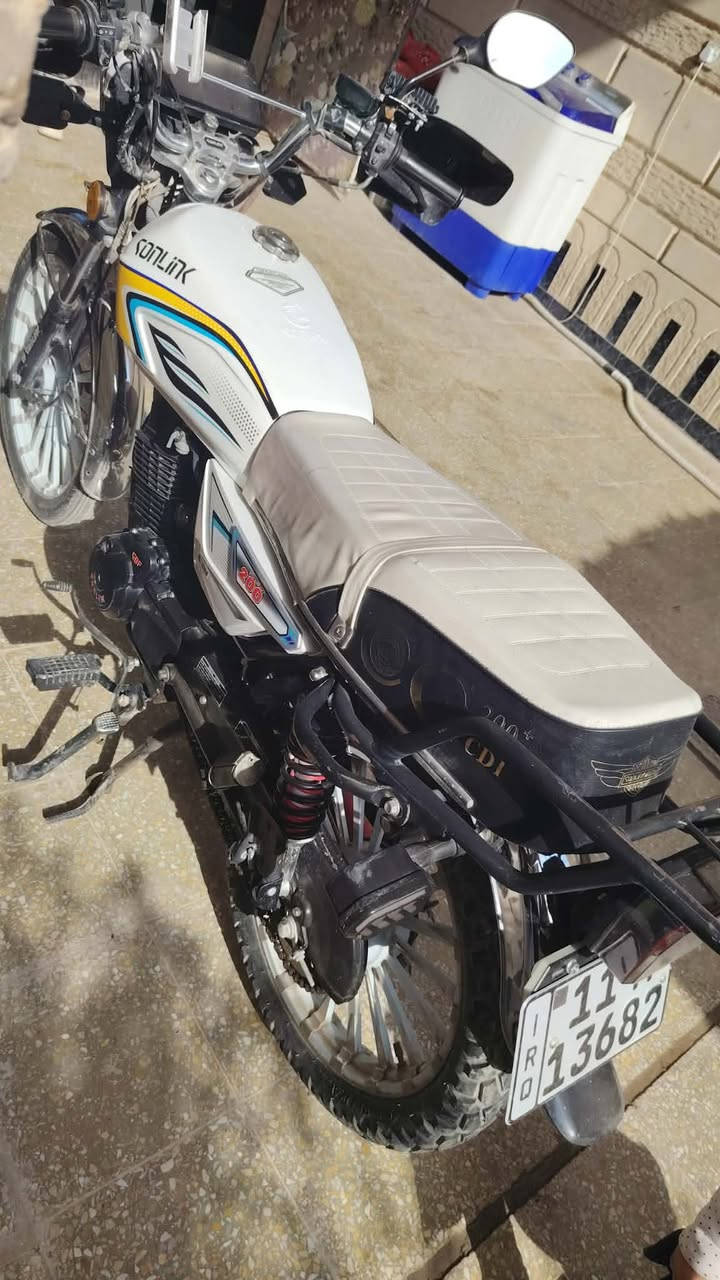 السلام عليكم
دراجه ايراني سونك خمسه كير موديل 2025
دراجه مرقمه وكامله مكفوله من كلشي لبيع 
***********واتساب السعر مليون ونص وبيه مجال عنوان بغداد ابوغريب يم سوق
