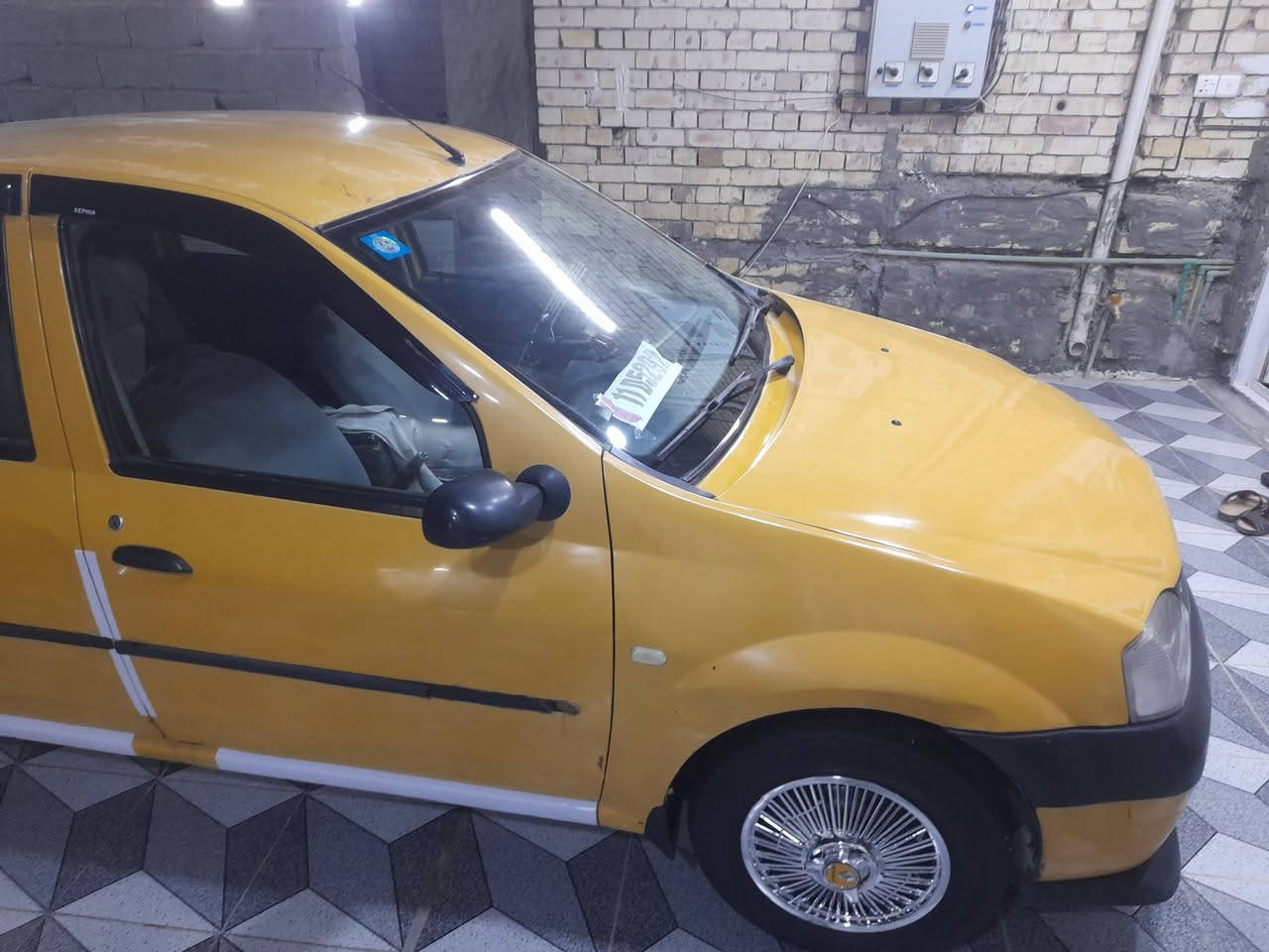 السلام عليكم
للبيع او المراوس حسب القناعه 
رينو لوكان 2010
رقم بغداد  انكليزي الجديد بسمي
 تبريد تدفئه شغال
مصفرة من كلشي الهزه تخلص ب الشهر الثالث
السعر 37 وبيهة مجال للشراي حك الجيه
مكان السيارة ابو غريب 
رقم صاحب السيارة ***********
