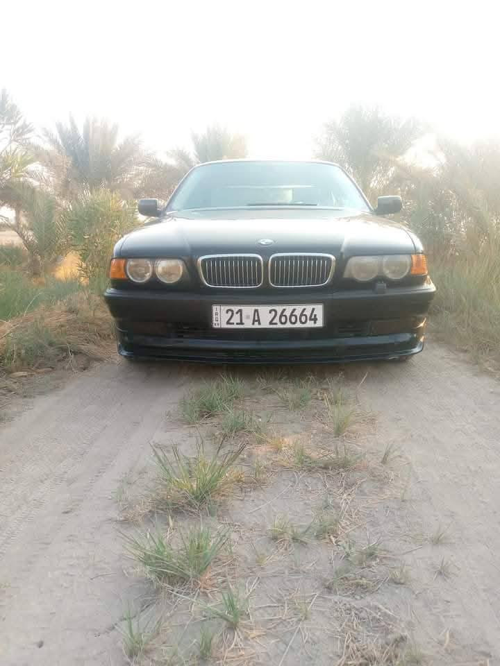 السلام عليكم  للبيع او مراوس بX6  خفاش حجم 744اصل محرك 8سلندر مسكر موديل 97محدث 2001فول مواصفات مرايات غلاب كشن كهرباء جنطه شفط فتحه سقف شاشه كامره تحكم ستيرن مصبوغه عام جماليه رقم سليمانيه بسمي شرط تحويل ***********
