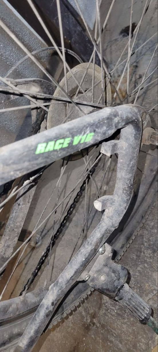 الدراجه للبيع المنيوم قياس 27.5
السعر ١٥٠ 
مكاني بغداد حي لجامعه


**إذا كنت صاحب هذا الإعلان وتريد حذفه لأي سبب، رجاءا أرسل رسالة إلى الدعم الفني**