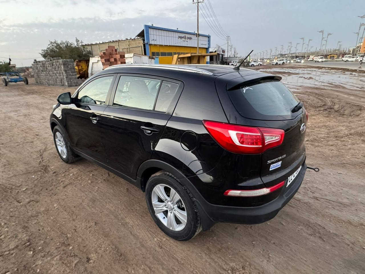 للبيع سبورتج موديل  2011 خليجي سنويه جديده تحويل وكاله تدلل  سيارة 3 قطع صبغ بدون دواخل شرط السونار  السعر 118 مكانه قضاء الصويرة اتصل/ ***********
