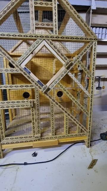 اغراض للبيع كلشي وسعره السعر موجود  تحت كل صورة المراسلة خاص او اتصال ***********
