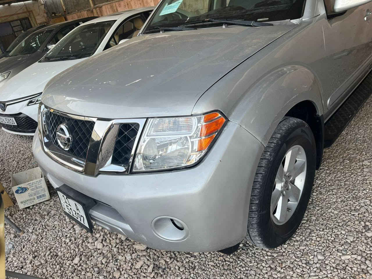 نيسان بافندر فول مواصفات
موديل ٢٠٠٩ مقفوله من الضربه والصبغ على وضع الشركه 
مكينه جديده وكير وصدر ١٠٠% جاهزه من كلشي سياره اعتماديه فوول 
تحكم ستيرن 
ثلاث قطع تبريد 
باب شفط
مسجل ٦ اقراص 

دفع رباعي 
سكليتر وبريك كهربائي 
فتحه سقف
واهوايه مواصفات 
السعر ١٢٠ قفل 
لانبار الحبانيه 
مكلف بالنشر
***********
