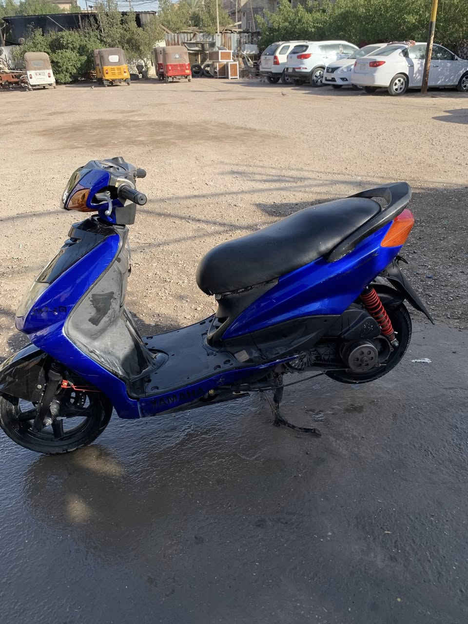 السلام عليكم سكنس نثيه للبيع الدراجه نضيفه ممفتوحه شلعه معدل كلج خلفي رياضي مكاني بغداد الشعب السعر600وبيه مجال ***********
