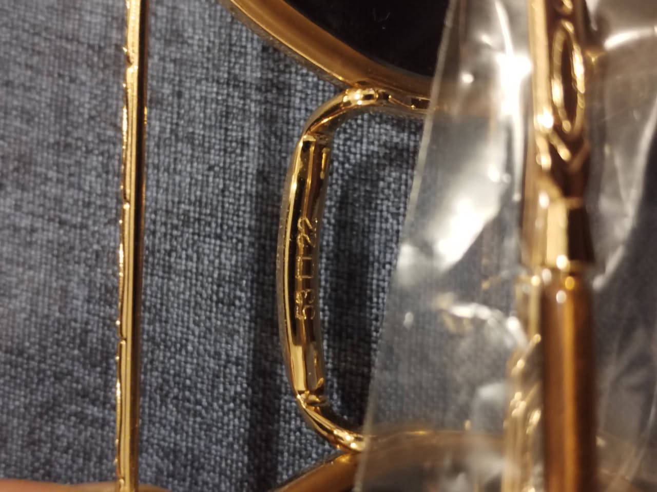 تخفيضات بمناسبة العيد 
نظارة رجالية ماركة رايبان Ray ban 
صنع في إيطاليا أصلي وكالة اورجنال 
بالة اوربي غير مستخدم بالكيس مالتها 
قياس 53 نمبر كود RB7365
عدسة زجاج إطار مصقول بالذهب 
للحجز على خاص 
أو مراسلة واتساب ***********
توصيل لكل محافظات توصيل 
نقدا وبالاقساط
