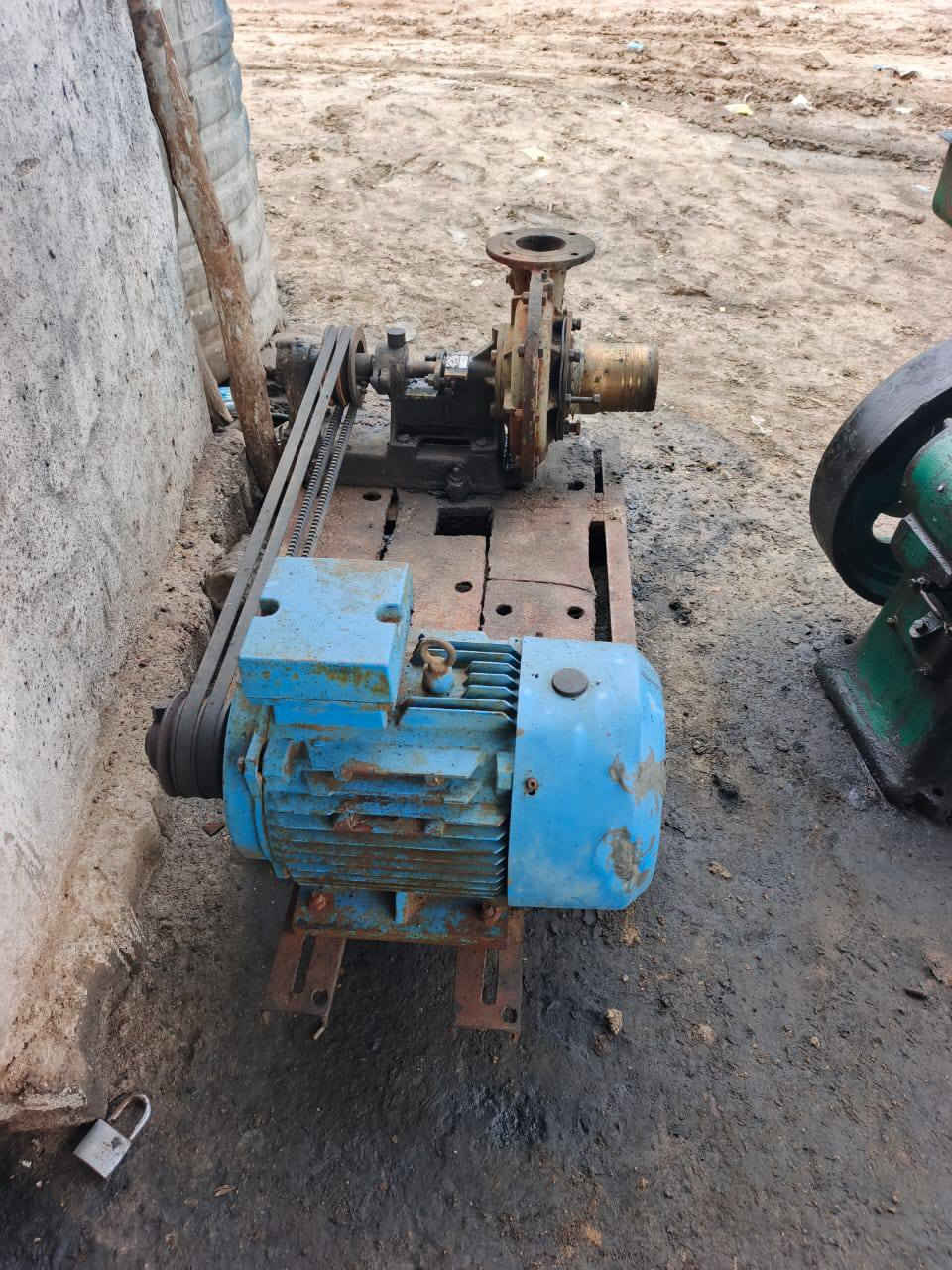 ماطور كهربائي 15حصان للبيع 
الاستفسار ***********
