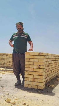 خدمات بناء • مقاول • إنشاءات