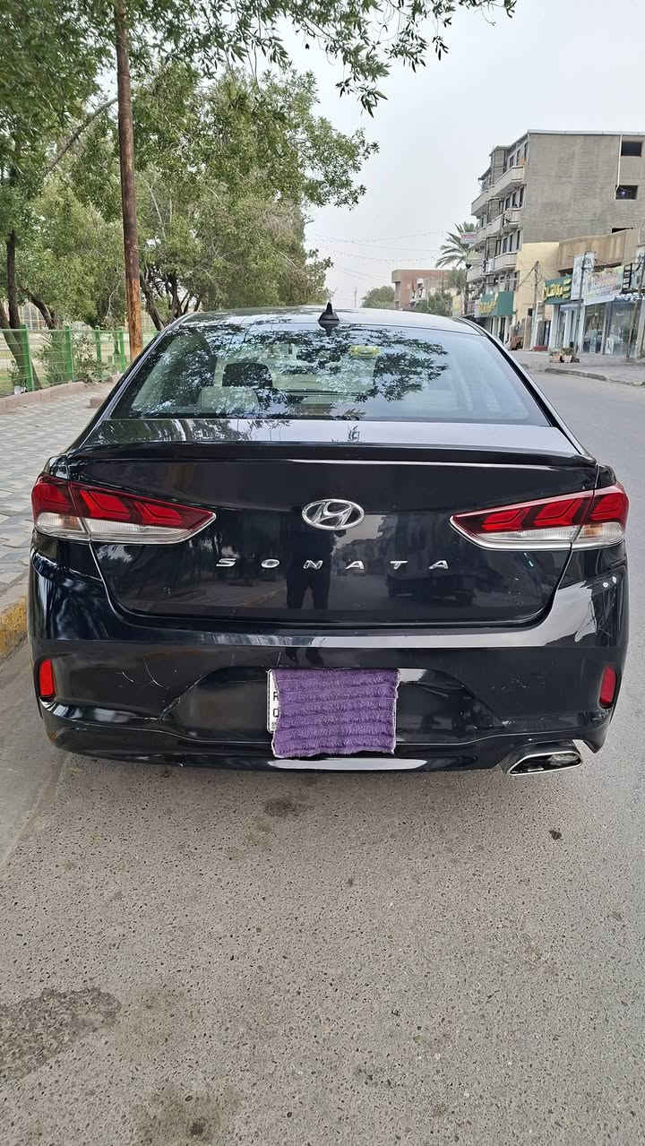 السلام عليكم سوناته 2018 وارد امريكي حادثها جاملغ امامي جهت لسايق والباب الخلفي السايق شبرين مواصفات تحكم ستيرن جهتين بصمه تشغيل بصمه ابواب شاشه كبيره حساس خلفي امامي حساس بلمري حجم المحرك 2.4 جي دي اي اشاير بلمري لايت زنون كشن كهربائي ويل كروم السعر 135 قابل للتفاوض ***********/***********
