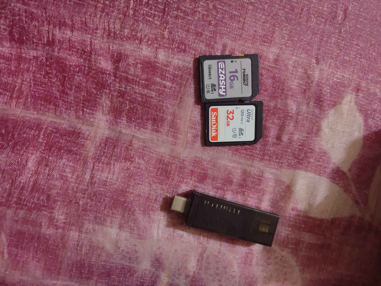 نيكون D5200 سعر 500 بيهة مجال
*********** واتساب
