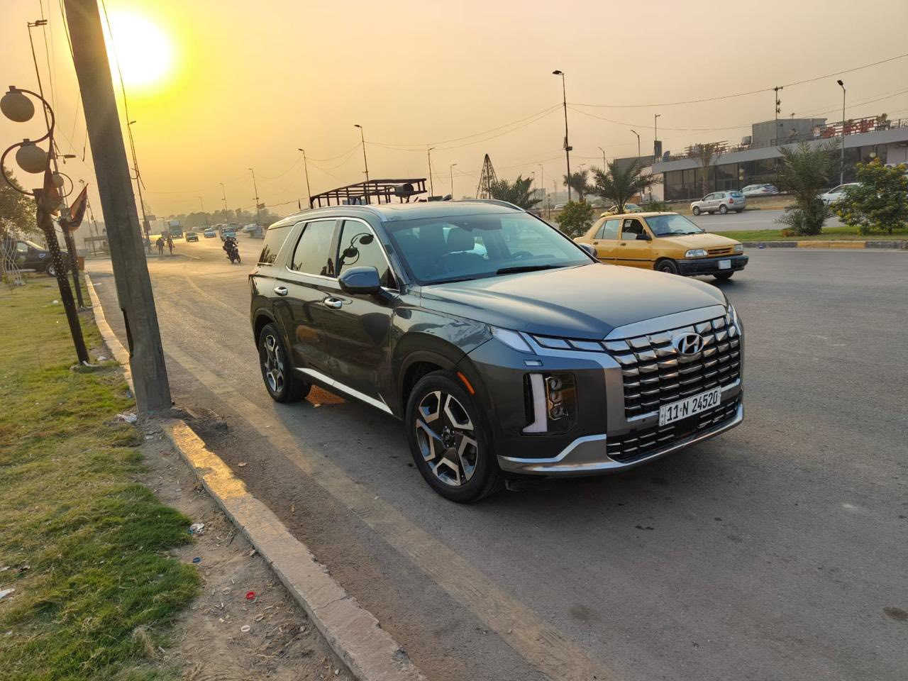 هونداي بلسايد 2023 لمتد فول مواصفات 1/1
تبديل بنيد وبارد بجاملغ 
مكان السيارة بغداد  السعر 255 ورقة 
‭0771 140 7504‬
