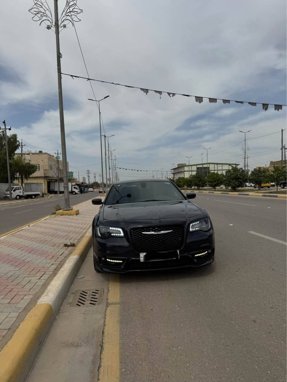 السلام عليكم للبيع اوباما 18 s فول 1/1 مواصفات s رقم كربلاء مميز  ب اسمي ماشيه 95mi مكان السياره كربلاء السعر 235 وبيها مجال قليل السياره بدون ايرباك الحادث خشم البنيد صور الحادث عل خاص لل استفسار *********** كربلاء, العراق
