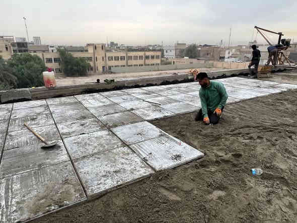 الاعمال التي نقوم بها :- 
* مقاولات عامه 
* هدم المنازل والبنايات 
* بناء المنازل والبنايات تسليم مفتاح 
* ترميم كافه المنازل والبنايات 
* تصاميم ومخططات وواجهات 
* أشراف هندسي 
* اعداد جدول كميات وحساب تكاليف 

* نعمل لخدمتكم بالتطور والبناء 
 والاسعار متناول الجميع 
بأعلى المواصفات وبأجود مواد البناء وباسرع وقت ممكن
خلال تقريبا ٣ اشهر تستلم مفتاح في كوفه نجف للأستفسار كوفه نجف ***********
