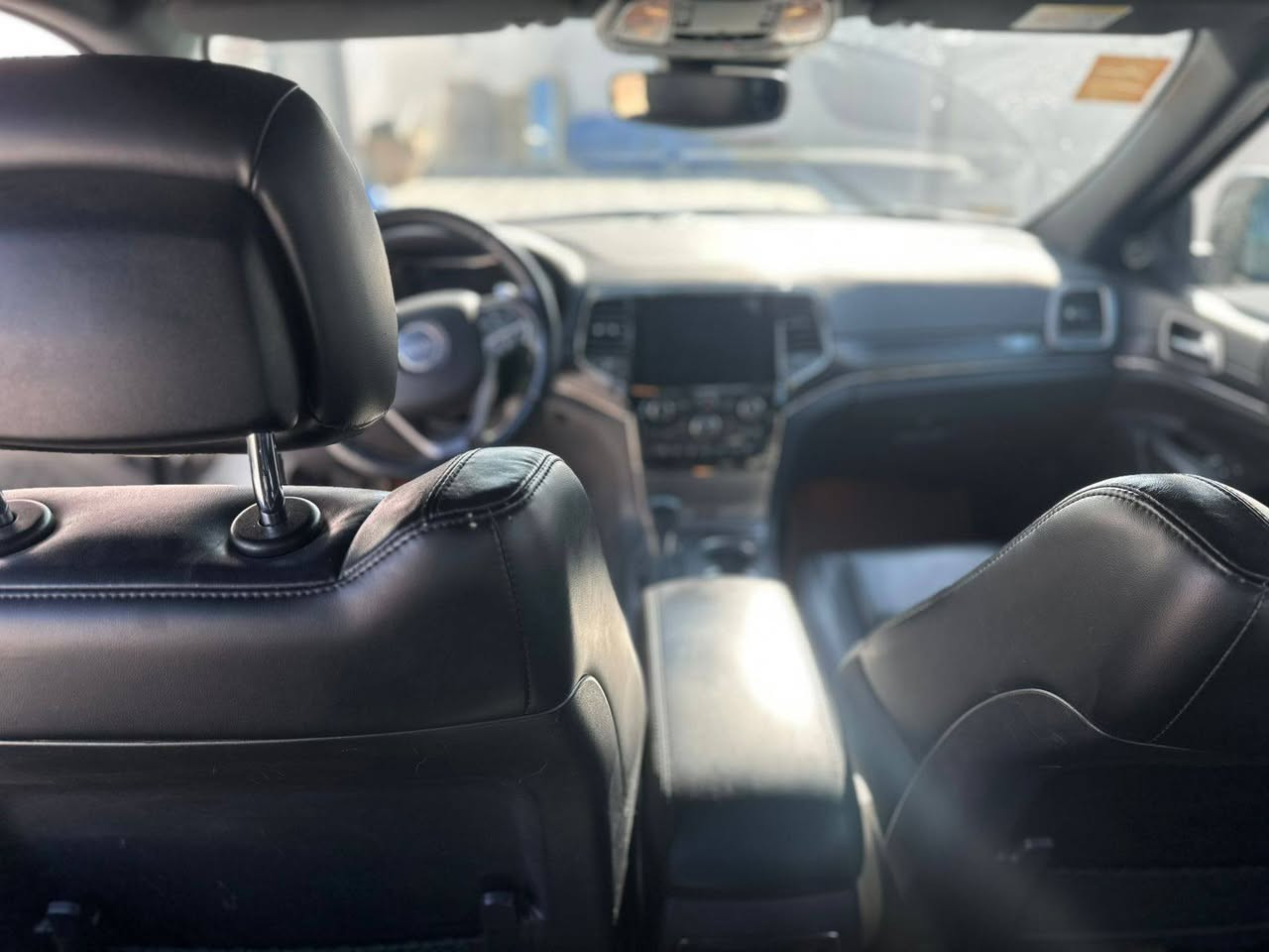 سلام عليكم 
جيب S موديل 2021 خليجي شركة هارلم ماشية40 الف ميل رقم سليمانيه هزه وسنويه جديد السيارة كفالة عامة من الدعامية للدعامية 
فول مواصفات 1/1 ومعروفه مواصفات ال S 
محرك 3600 6 سلندر 
رادار ات جانبي وخلفي 
داخل جلد اسود 
كشنات تدفئة  كهرباء 
فور ويل 
جنطة بصمة 
توقف ذاتي
تبريد قطعتين 
حساسات خلفية 
كامرة خلفية دوارة 
سستم صوت 
شفات ستيرن 
تحكم ستيرن 
تشغيل عند بعد
بانوراما 
شاشة جبيرة
وباقي مواصفات ال S المعروفة
وتقرير سياره مرفقه بصوره 
عنوان سياره كركوك سع ر 350
رقم هاتف *********** كركوك, العراق
