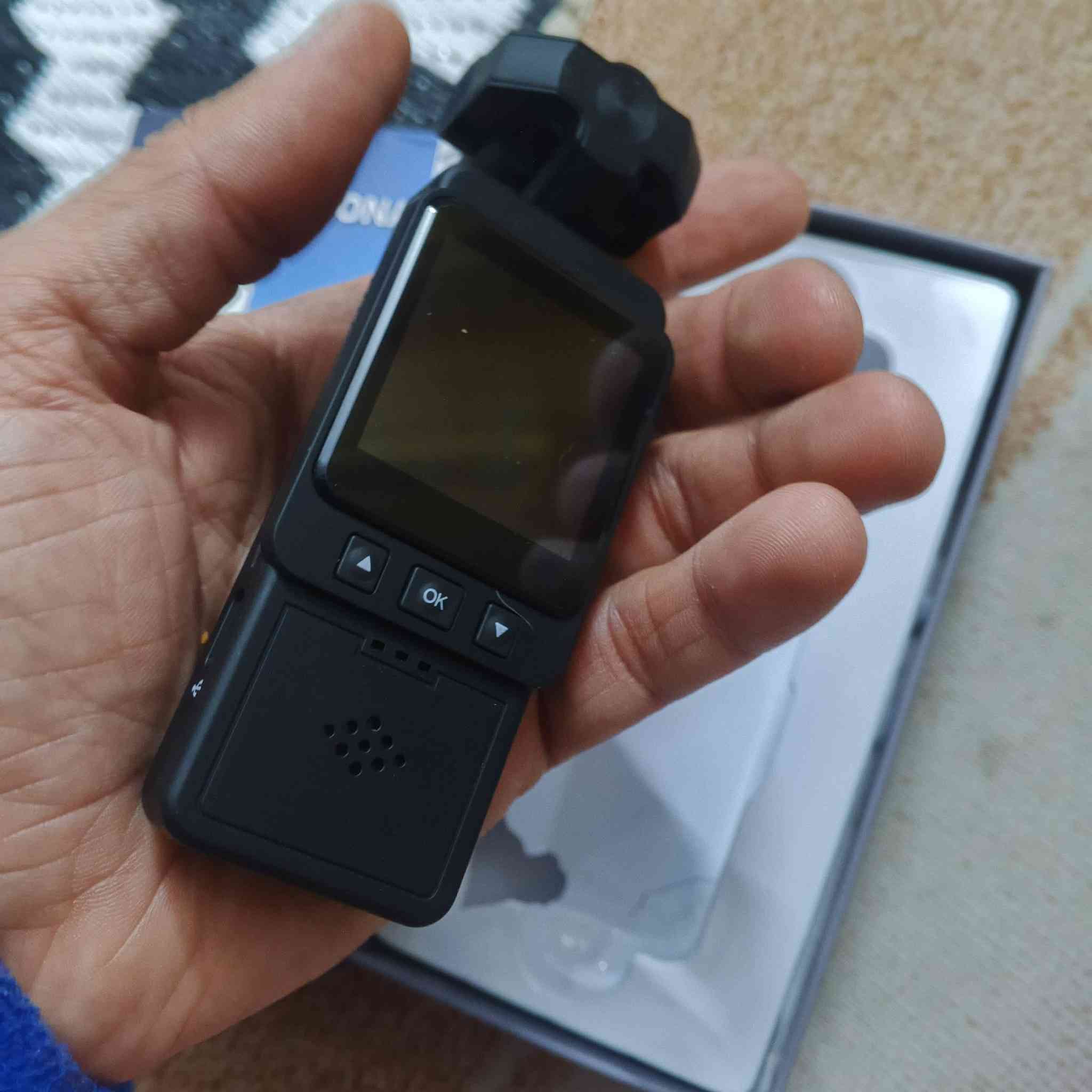 اخوان كامره شحن ام شاشه هيه ورامه سعر 25 مع توصل


**إذا كنت صاحب هذا الإعلان وتريد حذفه لأي سبب، رجاءا أرسل رسالة إلى الدعم الفني**