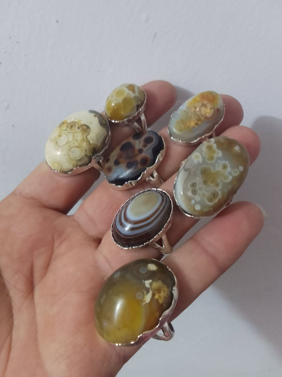 انا هذا رزقنا ماله من نفاد
ابيع مفرد الخاتم على ٣٠ وذا جمله شلع على ٢٥اسعار ثابته الشراي 
يجي خاص اسعار بلاش تصفيه توصيل موجود جميع المحافظات 
كل طلب مع أحجار هديه بلعافيه على اليحجز


**إذا كنت صاحب هذا الإعلان وتريد حذفه لأي سبب، رجاءا أرسل رسالة إلى الدعم الفني**