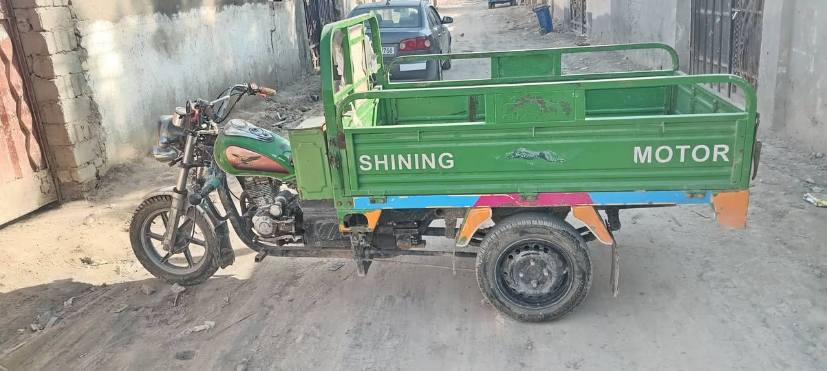 سلام عليكم ستوته للبيع صقر موديل 2021 
اوراق اصولي مليون ونص وبيه مجال بيك خير ودلل الي شراي يتصل هاذه رقمي ***********
مكاني في الشوملي
