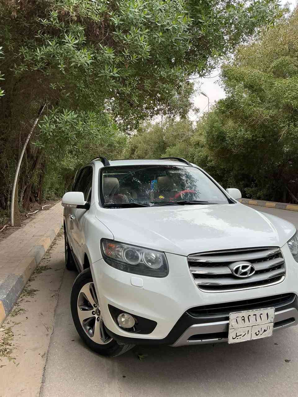 سلام عليكم سنتافي للبيع موديل 2012مكفوله كفاله عامه فول مواصفات فتحه بصمه تحكم ستيرن جهتين مري شفط سياره 7راكب 4سلندر كأمره خلفيه حساسات الكير المحرك تدفئه تبريد زوج تاير امامي جديد رقم أربيل تبريد 3قطع سنتر لوك جميع الأبواب كشن السايق كهربائي كشنات السياره جلد بلاد مانع انزلاق السياره قطرة صبغ مابيها وإلا معجون بصمه عدد 2ثلاجه جكمجه والسياره بيها ملاحضات بسيطه داخل السياره صاج اخوان السياره استخدام شخصي للبيت فقط على أيدي افضل أنواع الزيوت ابدلها مؤتل شركه غنيه عن التعريف السعر 165بيها مجال حك الجيه 
مكان السياره نجف كوفه 
الاستفسار اكثر عن المواصفات 
***********واتساب
