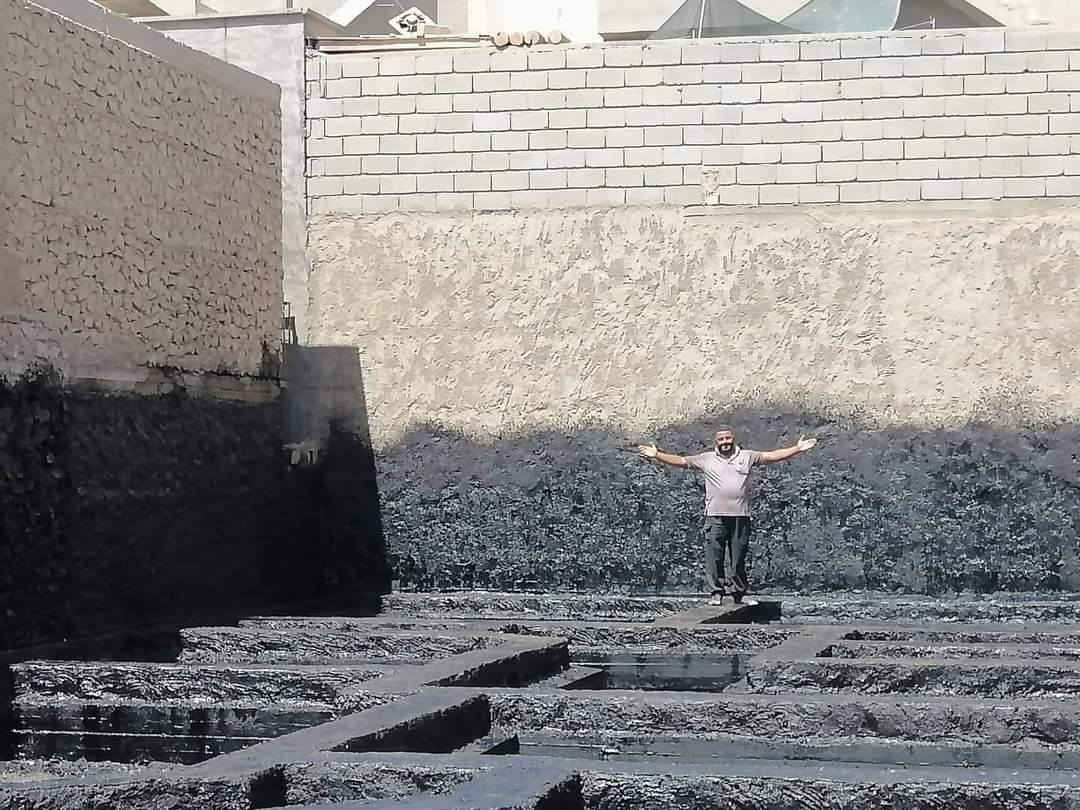 عمل اليوم والحمدلله مستعدون التكير الصطوح وتزفيت الأساس وعمل الماستك في جميع محافظة  الانبار رقم الهاتف ***********
