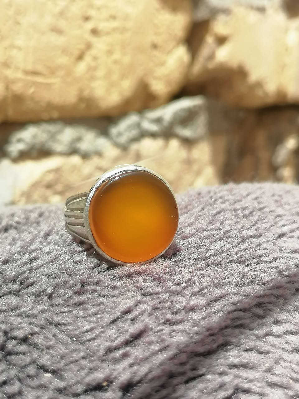 للبيع محبس شرف الشمس
قياس المحبس 20


**إذا كنت صاحب هذا الإعلان وتريد حذفه لأي سبب، رجاءا أرسل رسالة إلى الدعم الفني**