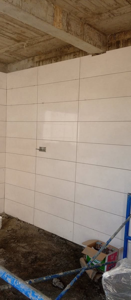 ئامادەین بۆ دانانی هەموو جۆرە کاشیەک لەشاری کەلار و دەوروبەری بەجوانترین شێوەی هەندەی ***********
