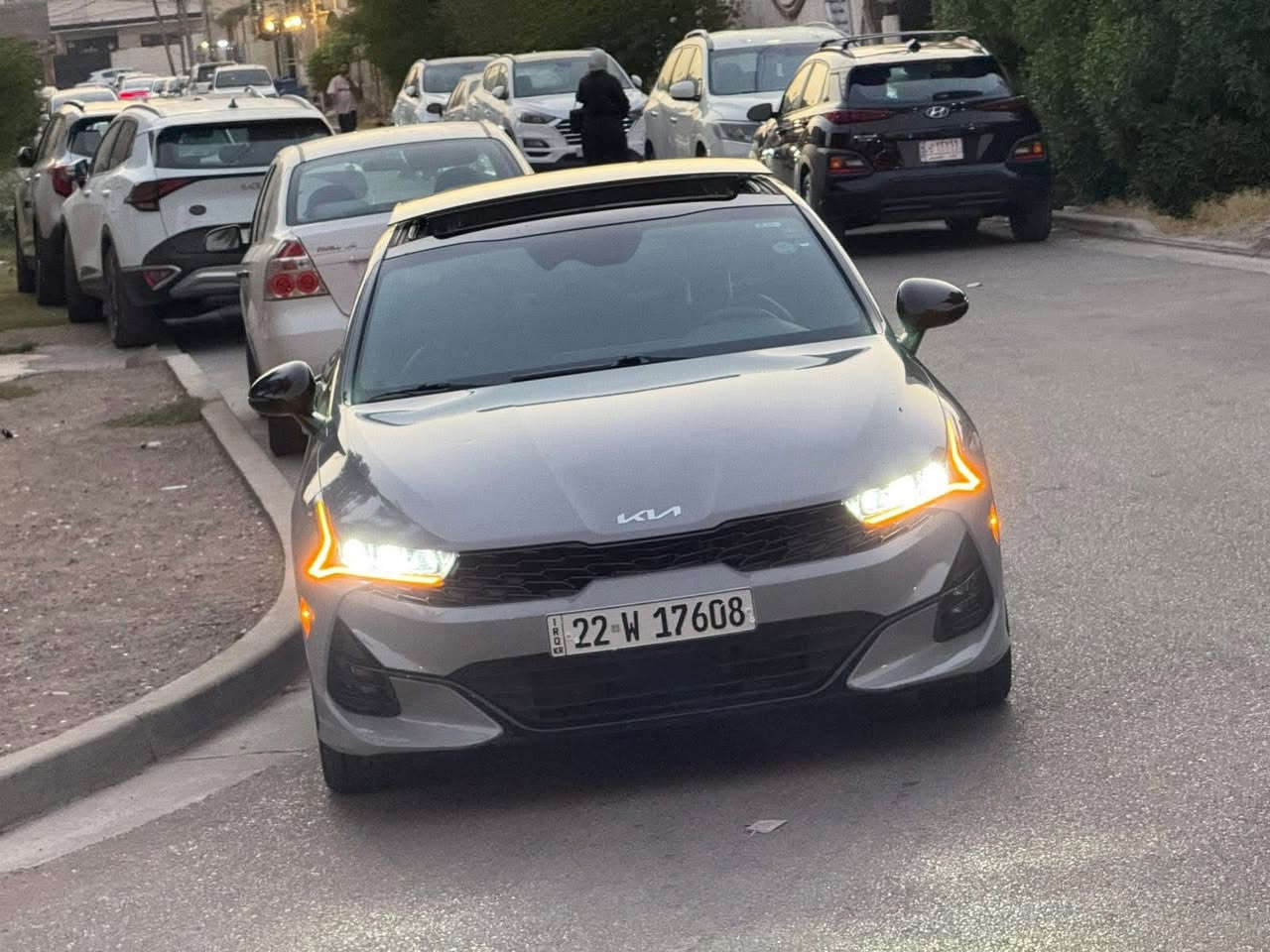 Kia K5 -Gt
كي فايف جيتي 2023 
رقم اربيل باسمي سنوية وهزه كله جديد
تشغيل عن بعد
رادارات امامية وخلفية وجانبية 
نقطة عمياء 
قيادة ذاتية :::::::::::
دخول ذكي
كروس مثبت سرعة 
شاشة كبيرة 
شحن لاسلكي 
هند بريك كهربائي 
بصمة 
اشاير بلمري 
كامرة دواره
4 انضمة قيادة 
اوتو هولد 
ترحيب بل اليدات
كشنات كهرباء 
داخل ماروني 
وارد أمريكي حادثه موضح بل منشور تصليح درجه اولى
الهاتف/***********
 السعر/205وبيه مجال بسيط
مكان سياره /بغداد قرب بسمايه
